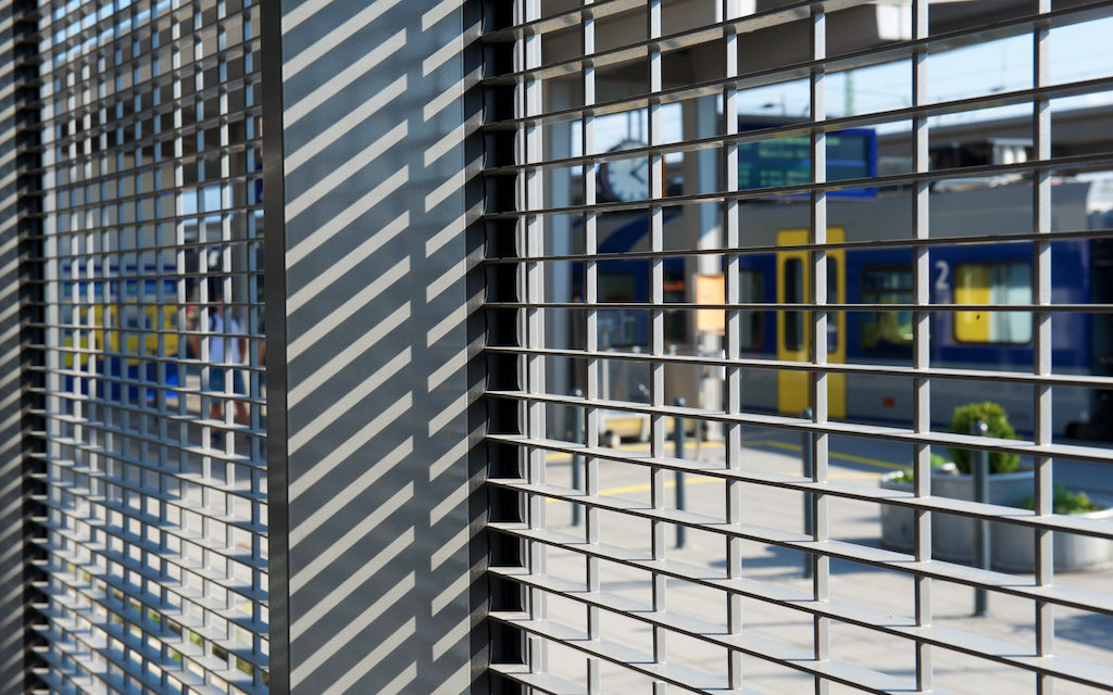 Typ Berlin als Sonnenschutz an einer Glasfassade